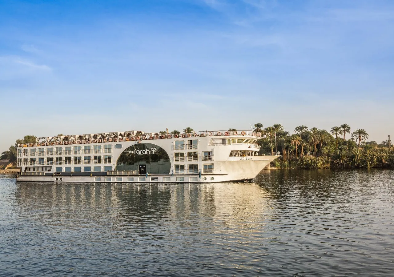 Exterior view of the Farah Nile Cruise Nile cruise ship
